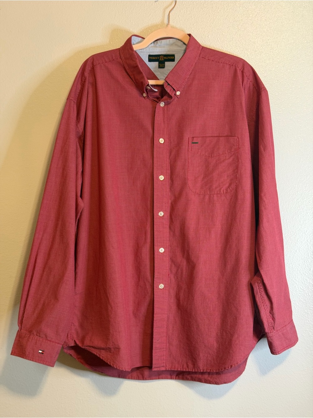 Tommy Hilfiger Men's Red Button-Down Casual Shirt